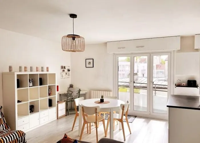 Superbe F2 Avec Garage Balcon Nancy